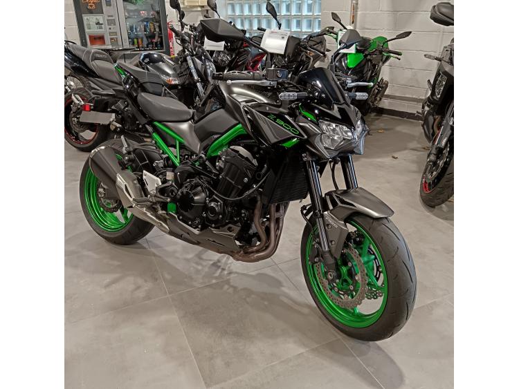 KAWASAKI Z 900