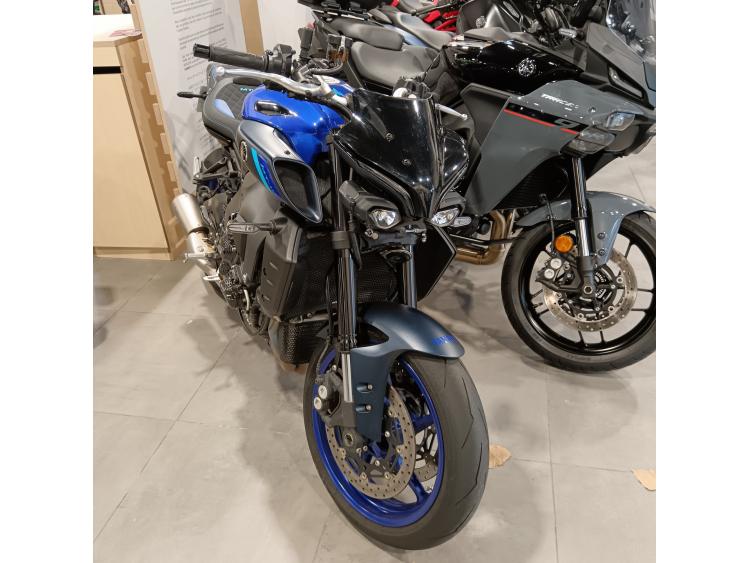 YAMAHA MT-10