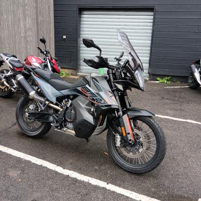 KTM 890 ADVENTURE