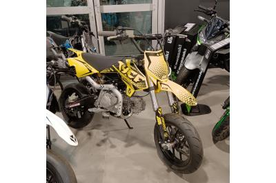 YCF 125 SUPERMOTARD