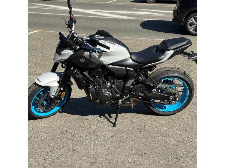YAMAHA MT-07 (47.5CV)