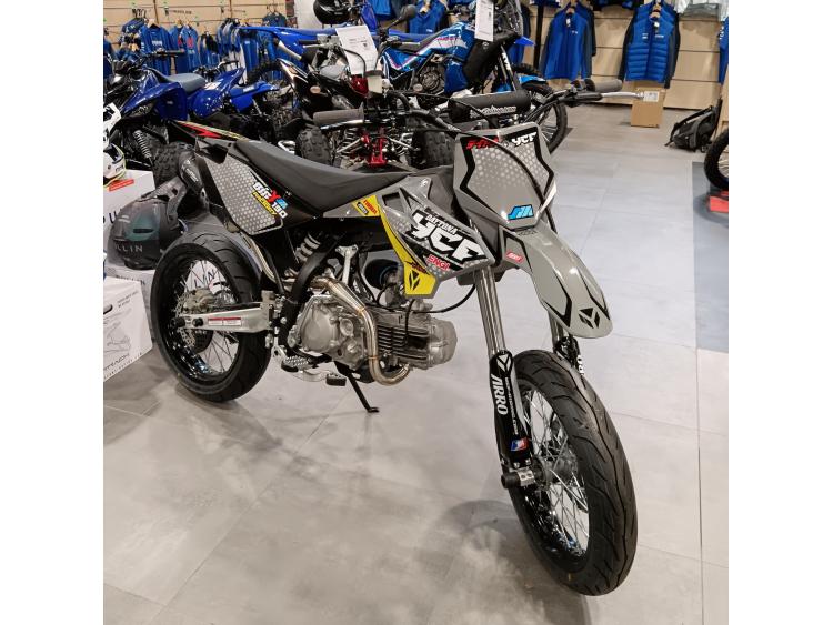 YCF supermotard 190 