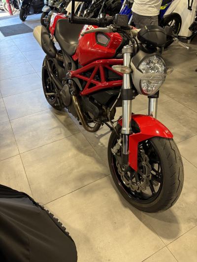 DUCATI MONSTER 796
