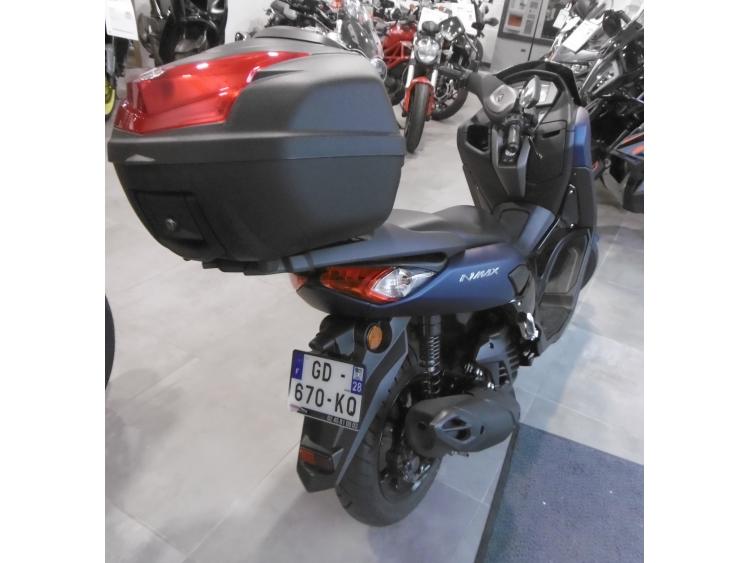 YAMAHA NMAX 125