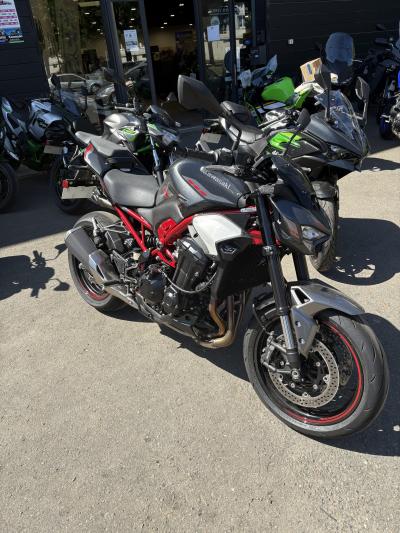 KAWASAKI Z 900