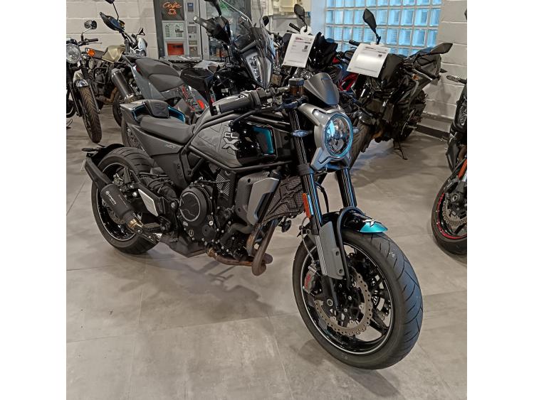 CF MOTO CLX 700 SPORTS 