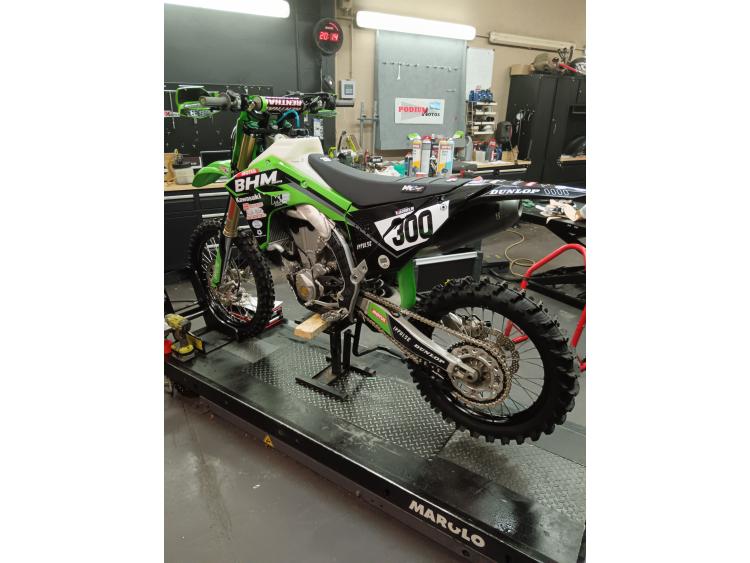 KAWASAKI KX450F CROSS