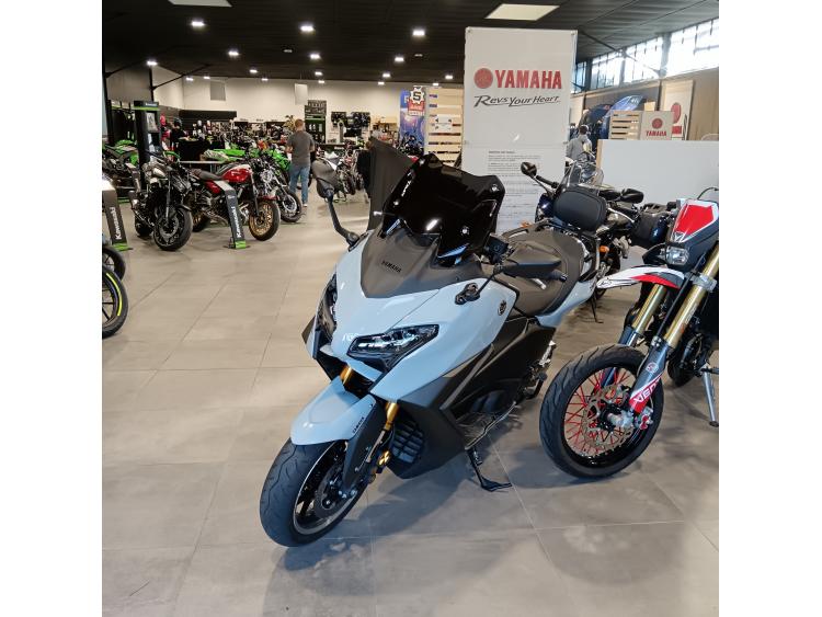 YAMAHA XP T-MAX 560 TECH MAX